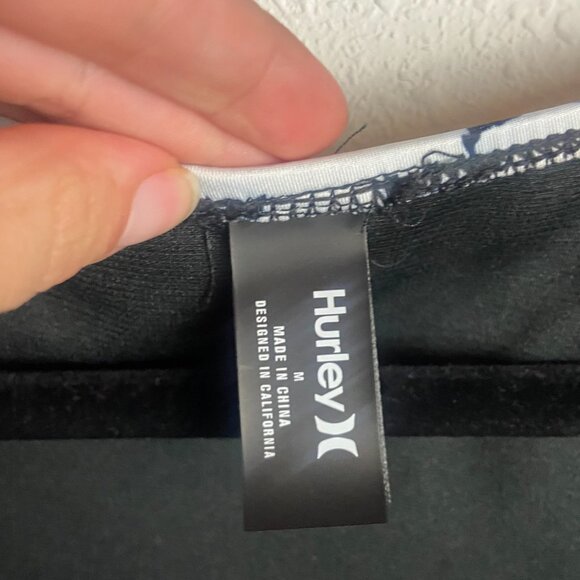 Hurley Size M Long Sleeve Surf Rash Gard Swimsuit Chocolate Brown Foral Beach - Picture 2 of 7